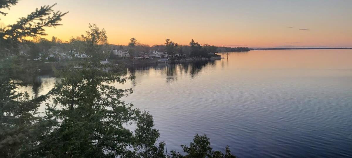 Loza House Adirondack Skydeck Unit Lake Front Plattsburgh Dış mekan fotoğraf